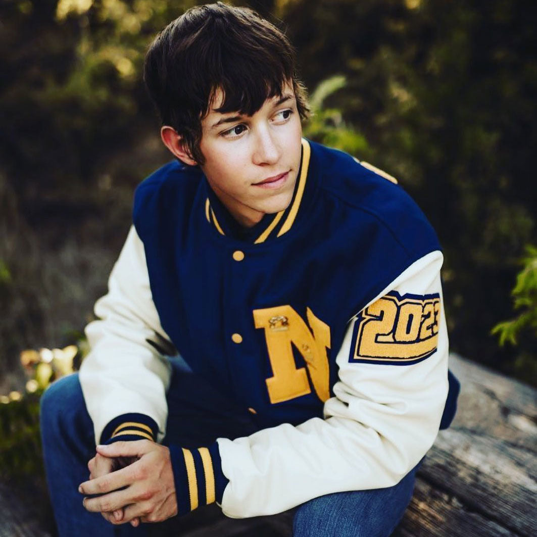 Why School Varsity Jackets Boost Team Spirit & Identity